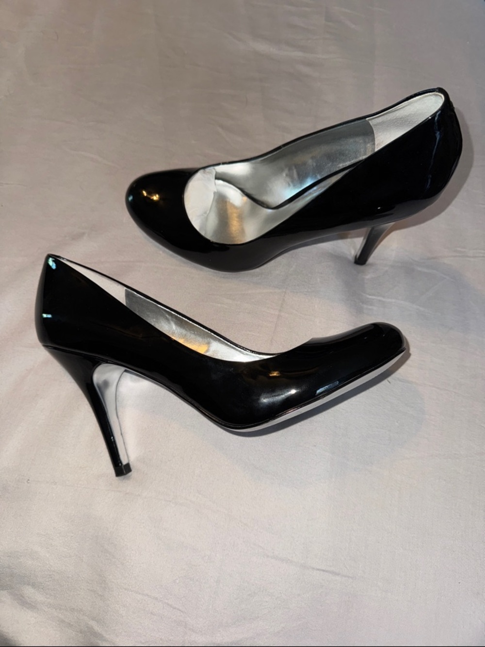 Jessica Simpson - Black Patent Leather Heel